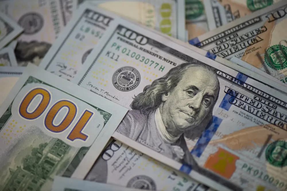 Yen near 40-year low as US-Iran tensions boost dollar