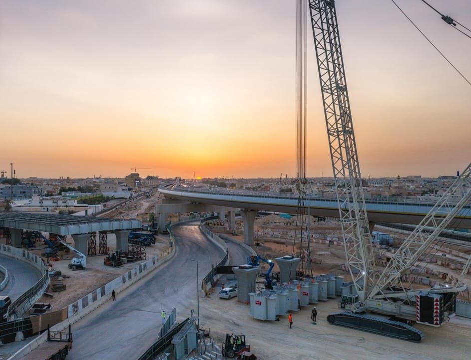 الهيئة الملكية لمدينة الرياض: تجاوز نسبة الإنجاز في جسر طريق الثمامة عند تقاطع طريق العليا 50%