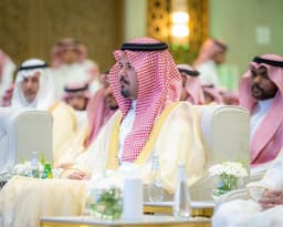 أمير المدينة يدشن مشروع الرايس لاستزراع المانجروف