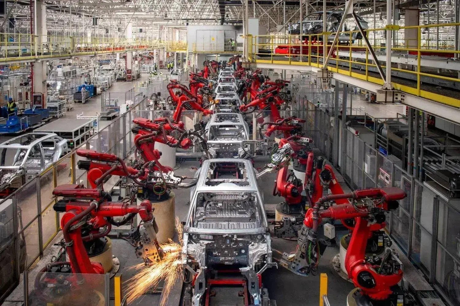 Profits of major Chinese industrial firms rise 18.7% in the first half of 2026