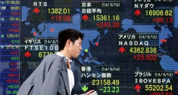 الأسهم الأسيوية تتراجع إثر خسائر شركات الرقائق الإلكترونية