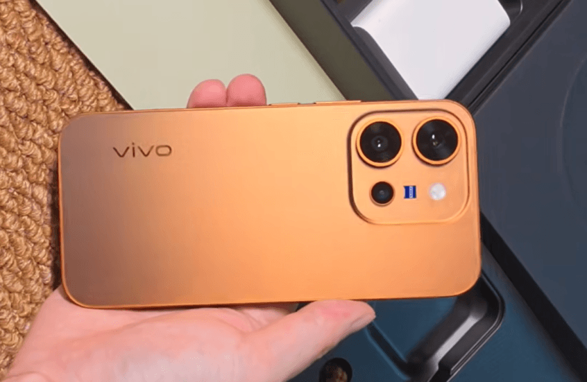 Vivo تعلن عن هاتفها الجديد vivo X300 E