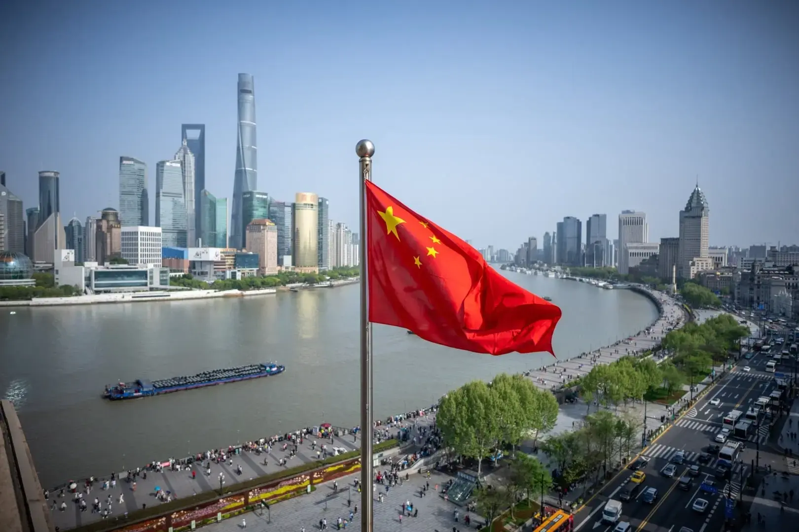 China's fiscal revenue rose 4.7% in the first half of 2026.