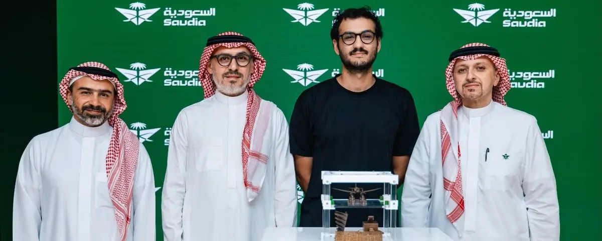 الخطوط السعودية تطلق مجموعة قطع فنية محدودة الإصدار بالتعاون مع أثر