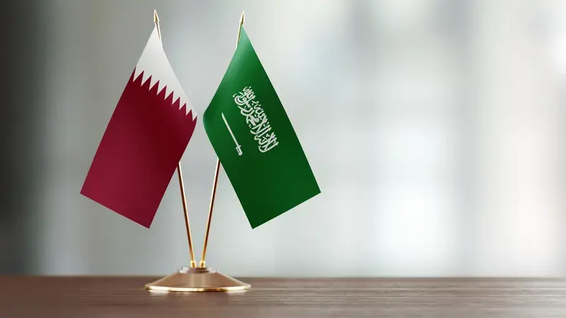 السعودية وقطر تناقشان تعزيز التعاون التجاري واللوجستي لدعم سلاسل الإمداد