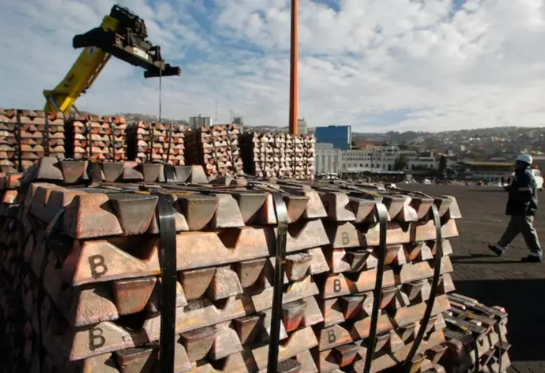 Copper rises as oil prices fall amid easing US-Iran tensions