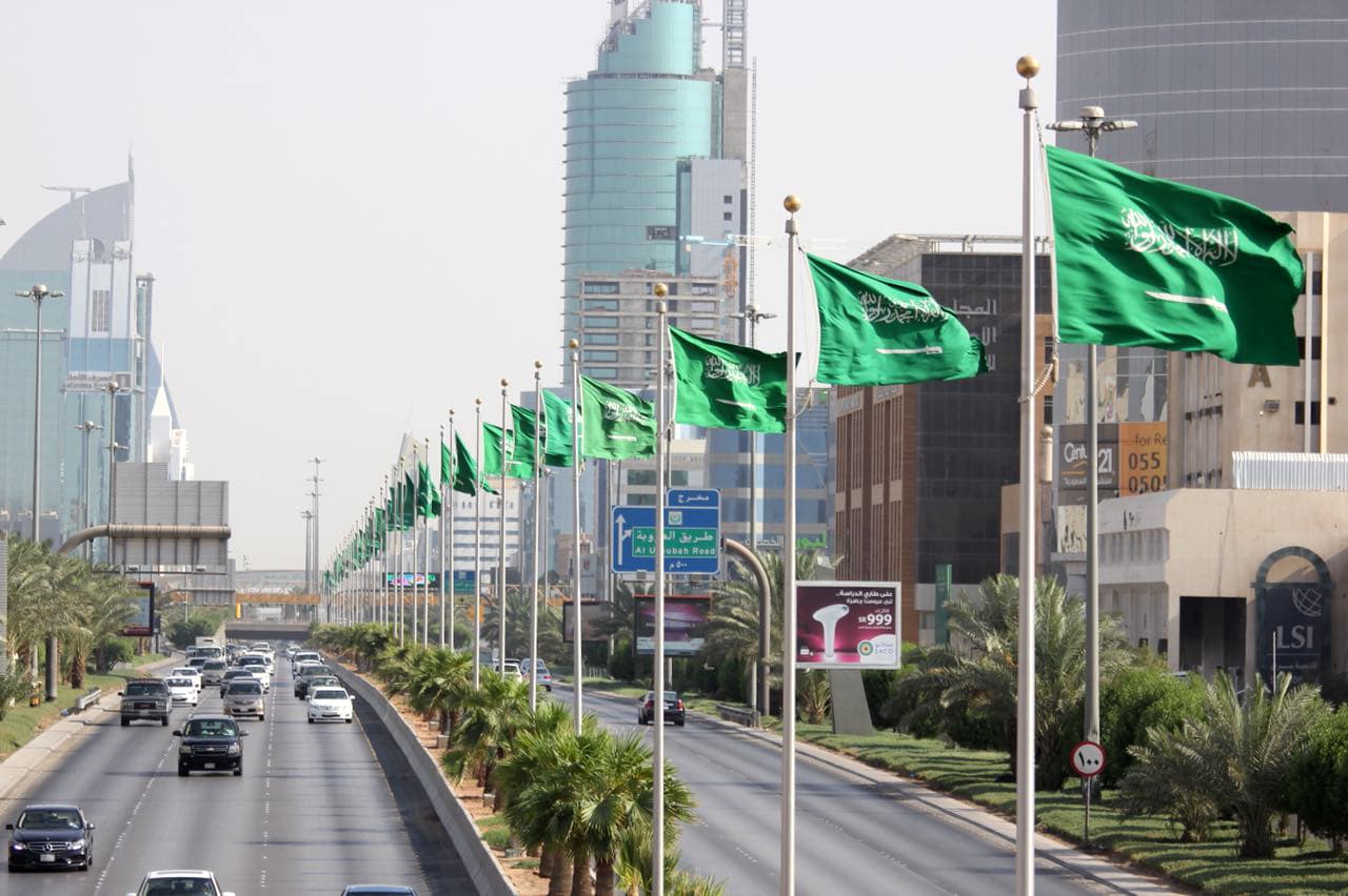 الموافقة على استخدام الهوية الرقمية للسماح لغير السعوديين غير المقيمين في المملكة بتملك العقار فيها