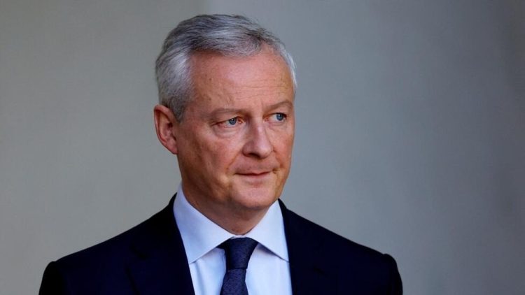 w980 p16x9 2022 10 26T125658Z 663549052 RC2Y8X91X9LW RTRMADP 3 FRANCE POLITICS