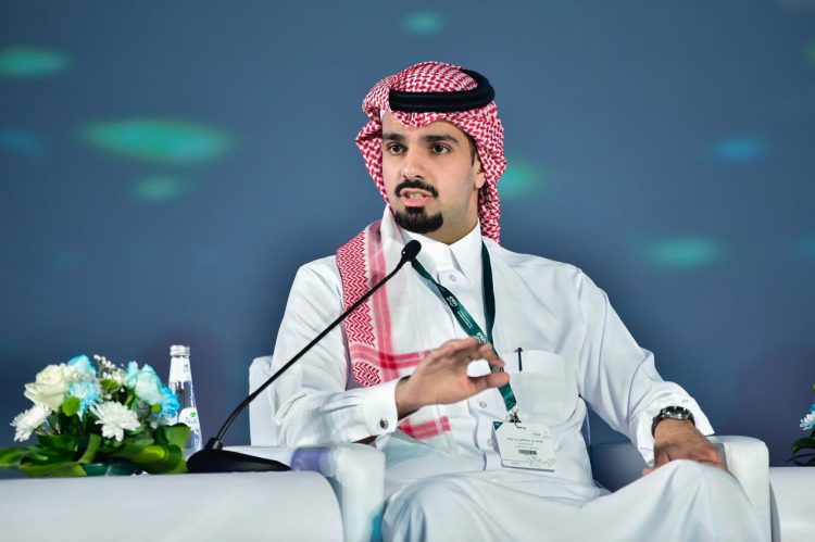 خبر أمين منطقة الرياض يشكر مركز الرياض للدرسات