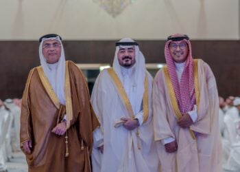 صورة يظهر فيها أبناء الدكتور عبدالقادر طاش "رحمه الله"، الدكتور عادل، والعريس عبدالعزيز، وخالد